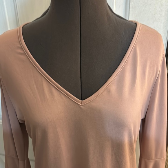 Rockin C Mauve Bell Sleeve Blouse - Picture 6 of 8